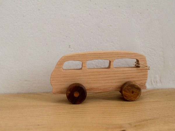 petit camion "combi" frêne et noyer