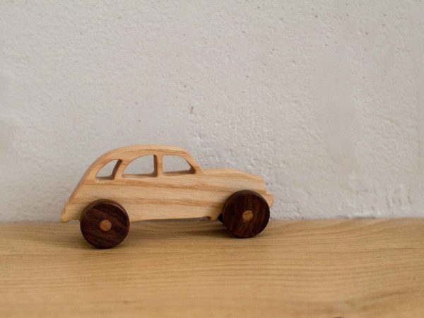 petite voiture "2CV" frêne et noyer – Image 2